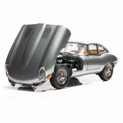 Merchandising 1:18 Modell Jaguar E-Type