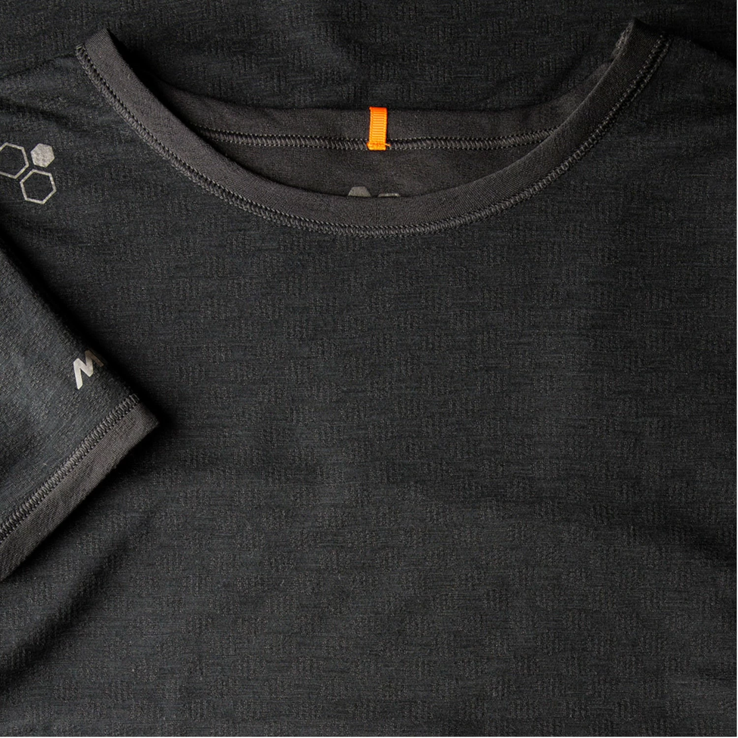 Land Rover Above & Beyond Wendbares Funktionsshirt - Damen Merchandising 5 Land Rover Above & Beyond Wendbares Funktionsshirt - Damen Merchandising