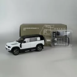 Almost Real 1:18 Modell New Land Rover Defender 110 - Limitiert Merchandising