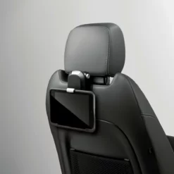 Jaguar I-Pace Click-and-Play