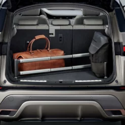 Land Rover Gepäckhaltesystem Velar