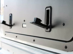 Gullwing Fenster Aus Aluminium Für Land Rover Defender (1983 - 2016) - Von Front Runner 14 Gullwing Fenster Aus Aluminium Für Land Rover Defender (1983 - 2016) - Von Front Runner