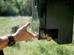 Messingadapter Für Kunststoff Reservekanister Mit Wasserhahn - Von Front Runner